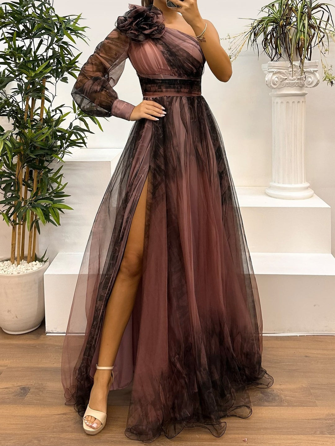 YaraLuxe One-Shoulder Maxi Dress - Gradient Mesh & Abstract Print